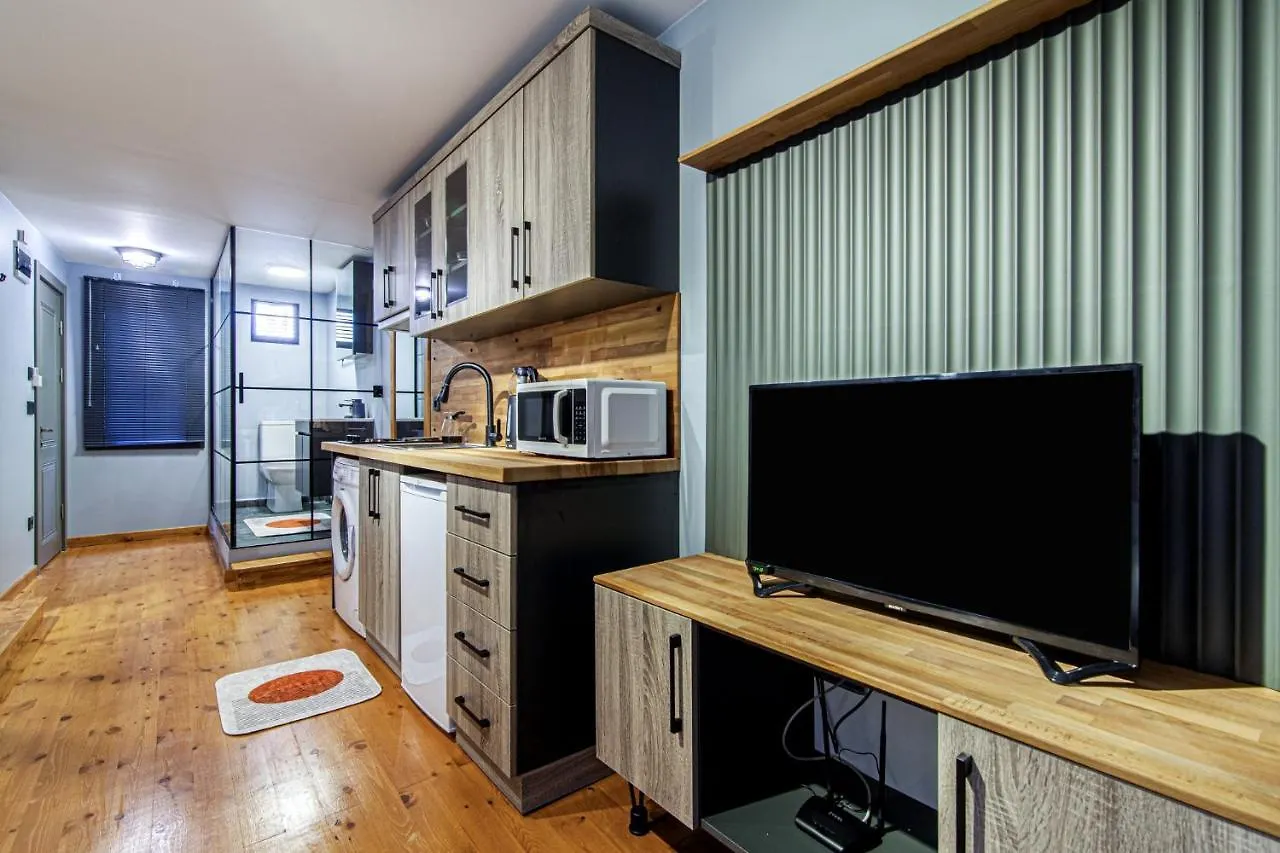 Daire Chic Studio Flat Close To Kennedy Avenue In Fatih İstanbul